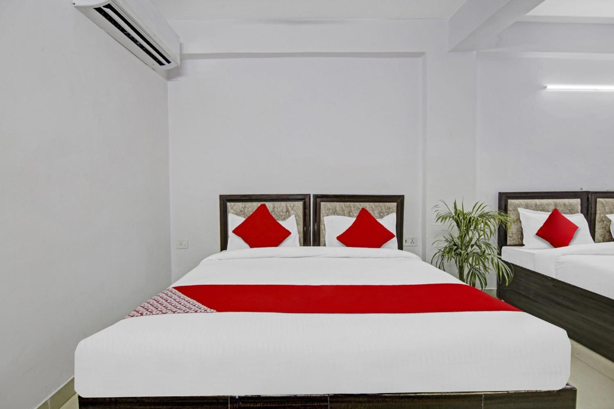 Hotel Green Olive New Delhi Exterior photo